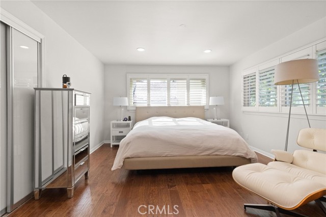 Detail Gallery Image 4 of 19 For 19 Laguna Court, Manhattan Beach,  CA 90266 - 3 Beds | 2/1 Baths