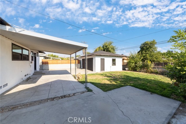 557 E Trenton, San Bernardino CA: https://media.crmls.org/medias/b6aa8232-569b-4b87-9bc4-20b31531e3a3.jpg