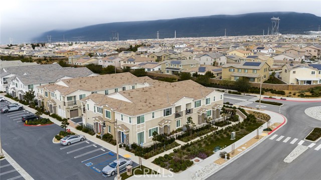 Detail Gallery Image 11 of 17 For 16680 Wyndham Ln #3,  Fontana,  CA 92336 - 2 Beds | 2/1 Baths