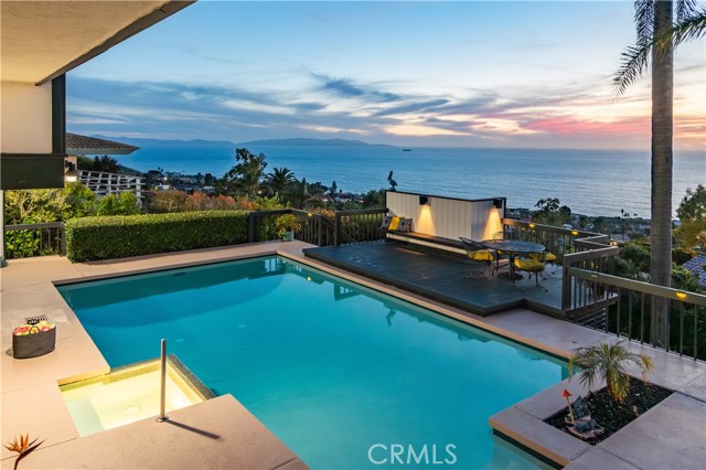 7163 Crest Road, Rancho Palos Verdes, California 90275, 3 Bedrooms Bedrooms, ,3 BathroomsBathrooms,Residential,Sold,Crest,PV24044303