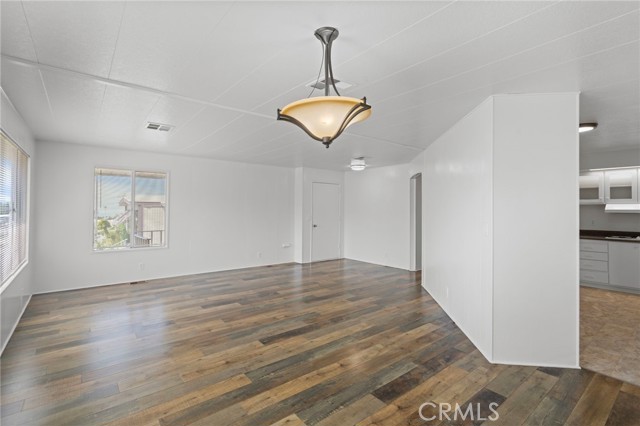 11050 Bryant Street, Yucaipa CA: https://media.crmls.org/medias/b6ac0c45-96e8-4189-9f0c-7434d2d89ee8.jpg
