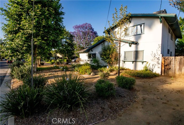 22654 Dolorosa Street, Woodland Hills CA: https://media.crmls.org/medias/b6acdb30-a1ba-42d4-8124-4b6da5649439.jpg