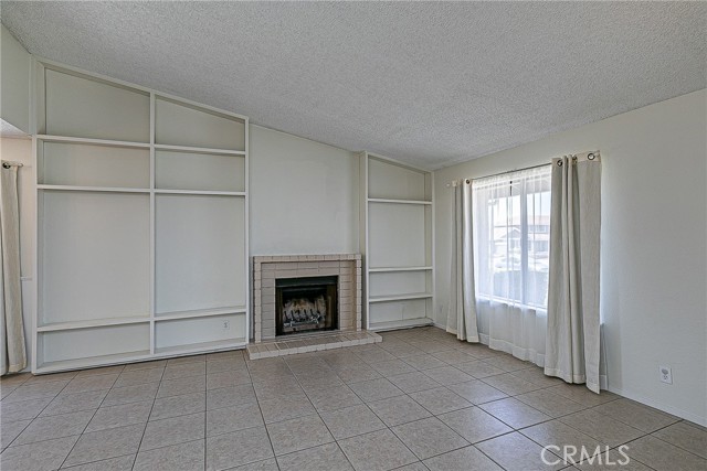 1168 E Foster Road, Santa Maria CA: https://media.crmls.org/medias/b6ace687-24e0-441f-8631-a68b008d43fe.jpg