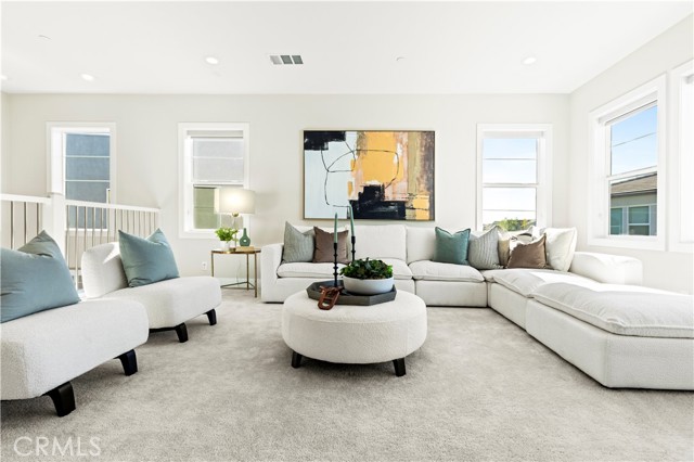 Detail Gallery Image 21 of 42 For 161 Walworth, Lake Forest,  CA 92630 - 5 Beds | 5 Baths