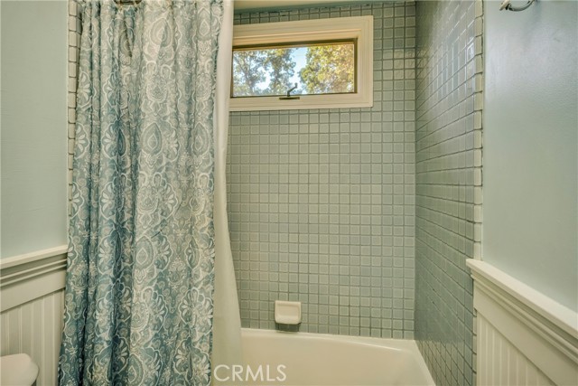 Detail Gallery Image 25 of 52 For 16932 Spruce Grove Rd, Hidden Valley Lake,  CA 95467 - 3 Beds | 2/1 Baths