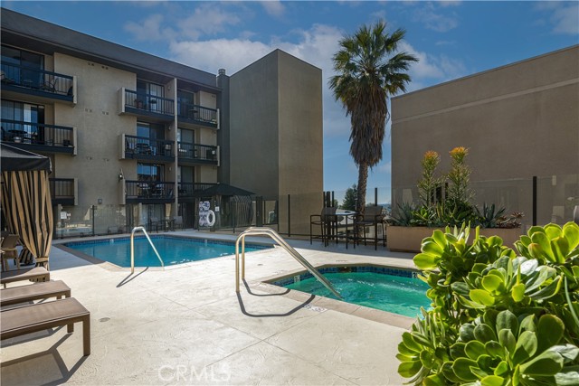 Detail Gallery Image 20 of 46 For 7320 Hawthorn Ave #111,  Los Angeles,  CA 90046 - 2 Beds | 2 Baths