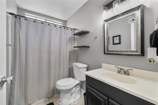 Detail Gallery Image 13 of 20 For 24315 Dolan Dr, Moreno Valley,  CA 92553 - 4 Beds | 2 Baths