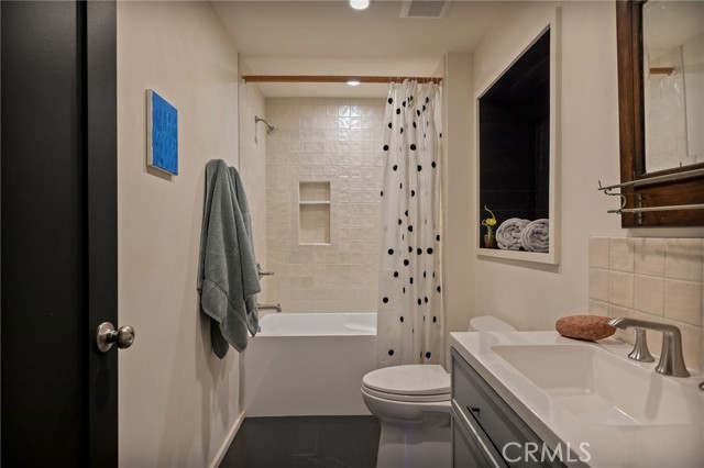 Detail Gallery Image 25 of 52 For 504 Millburn, Lake Arrowhead,  CA 92352 - 4 Beds | 3/1 Baths