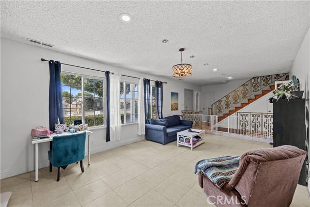 11432 Pollard Drive, Garden Grove CA: https://media.crmls.org/medias/b6b151cd-208a-4515-a7cf-ba8d674efa78.jpg