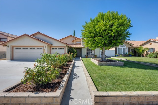 9265 Middlefield Dr, Riverside, CA 92508