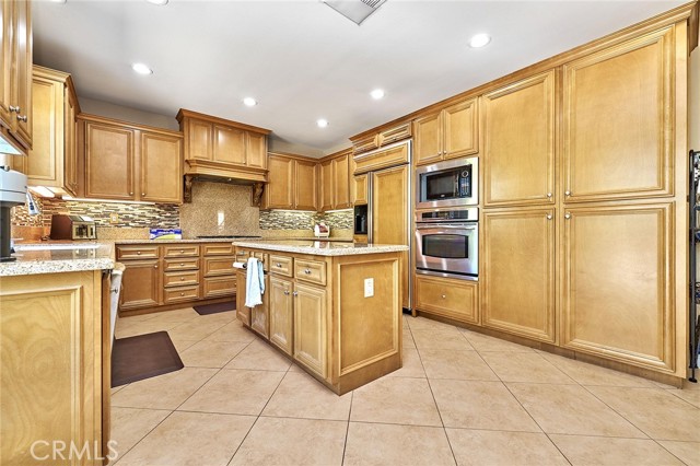 Detail Gallery Image 15 of 48 For 524 S Petunia, La Habra,  CA 90631 - 4 Beds | 3/1 Baths