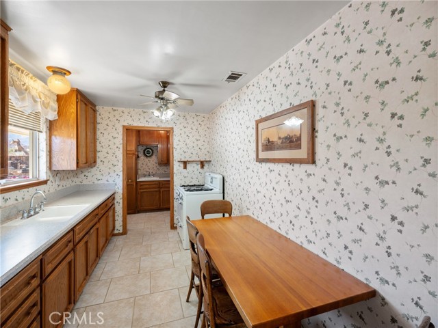 Detail Gallery Image 8 of 38 For 9639 Cody Rd, Lucerne Valley,  CA 92356 - 3 Beds | 2 Baths