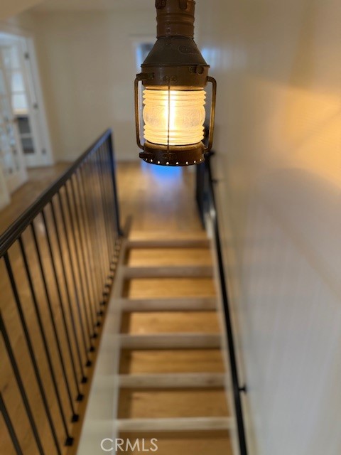 https://media.crmls.org/medias/b6b2244c-ef87-4f16-bbd3-50537c710040.jpg?preset=X-Large