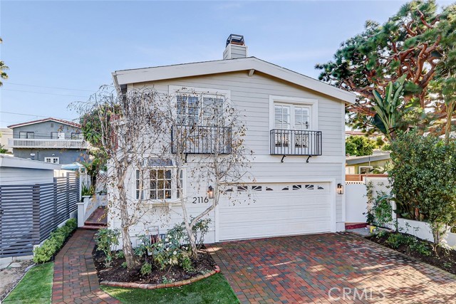 2116 Ardmore Avenue, Manhattan Beach, California 90266, 4 Bedrooms Bedrooms, ,2 BathroomsBathrooms,Residential,Sold,Ardmore,SB23202402