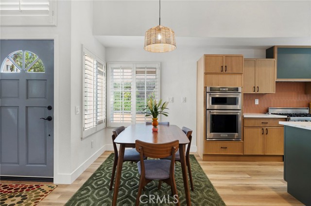 2304 Trickling Creek Drive, La Verne CA: https://media.crmls.org/medias/b6b368a3-b386-412b-a171-7b2793774fe5.jpg