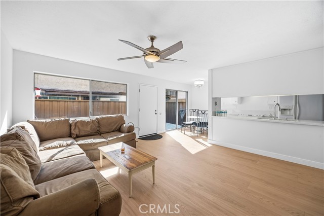 Detail Gallery Image 7 of 29 For 17686 Palo Verde, Cerritos,  CA 90703 - 3 Beds | 2/1 Baths