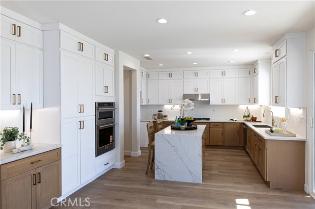 14055 Santa Barbara Street, La Mirada CA: https://media.crmls.org/medias/b6b4277d-8580-498c-b98c-aa0dadfe10c9.jpg