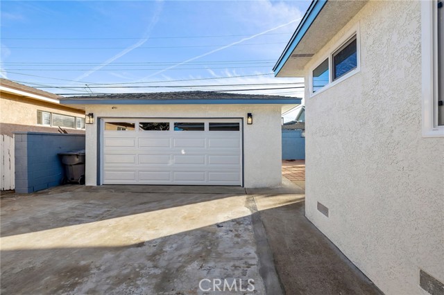 2708 Spreckels Lane, Redondo Beach, California 90278, 3 Bedrooms Bedrooms, ,2 BathroomsBathrooms,Residential,Sold,Spreckels,SB22026607