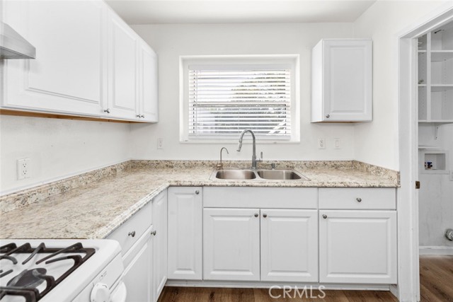 Detail Gallery Image 17 of 32 For 676 W Glenoaks Bld #C,  Glendale,  CA 91202 - 2 Beds | 1 Baths