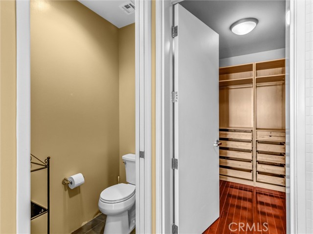 Detail Gallery Image 21 of 32 For 801 S Grand Ave #1812,  Los Angeles,  CA 90017 - 2 Beds | 2 Baths