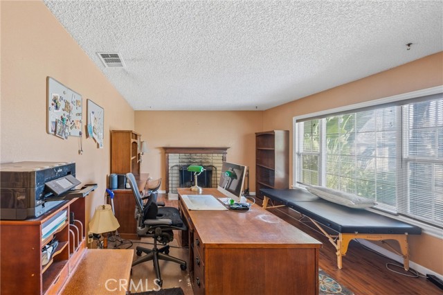 Detail Gallery Image 10 of 47 For 1539 Robyn, Redlands,  CA 92374 - 4 Beds | 2 Baths