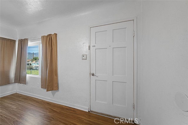 Detail Gallery Image 3 of 23 For 1722 Davidson, San Bernardino,  CA 92411 - 3 Beds | 1 Baths