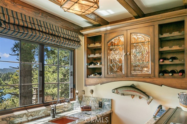 28087 North Shore Road, Lake Arrowhead CA: https://media.crmls.org/medias/b6b82b5d-8256-406a-aab3-9a9453a1d515.jpg