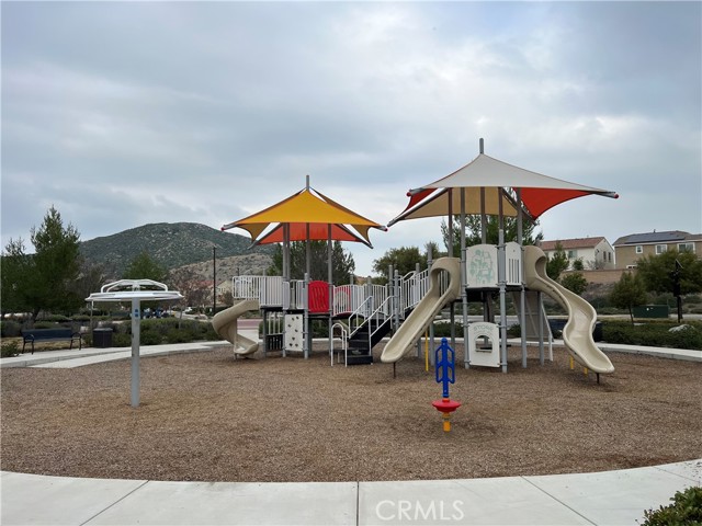 Detail Gallery Image 54 of 57 For 24464 Periwinkle, Lake Elsinore,  CA 92532 - 5 Beds | 3 Baths