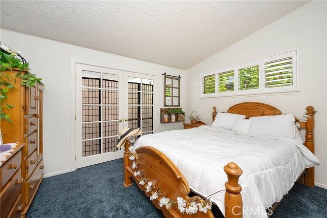 Detail Gallery Image 8 of 15 For 4966 Dunman Ave, Woodland Hills,  CA 91364 - 4 Beds | 2 Baths