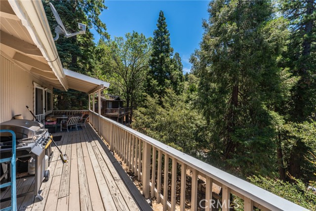 Detail Gallery Image 23 of 30 For 810 Arosa Dr, Crestline,  CA 92325 - 4 Beds | 2 Baths