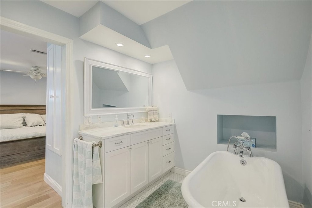 MLS #OC26164993 image #29