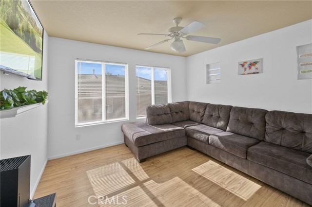 Detail Gallery Image 28 of 57 For 31920 Cedarhill, Lake Elsinore,  CA 92532 - 5 Beds | 3/1 Baths