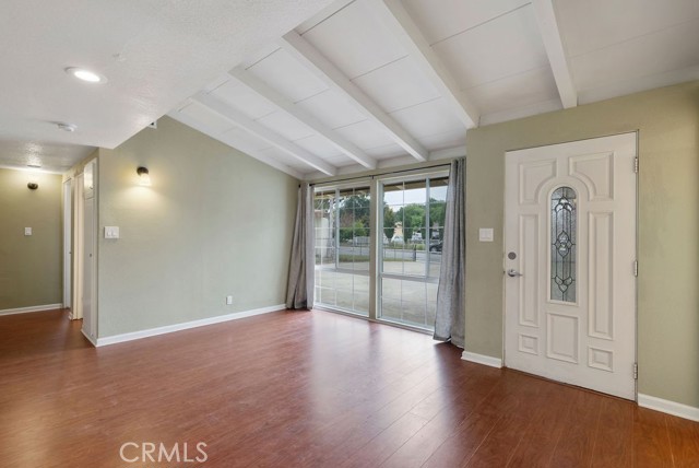Detail Gallery Image 5 of 27 For 2225 Concord Ave, Pomona,  CA 91768 - 4 Beds | 2 Baths
