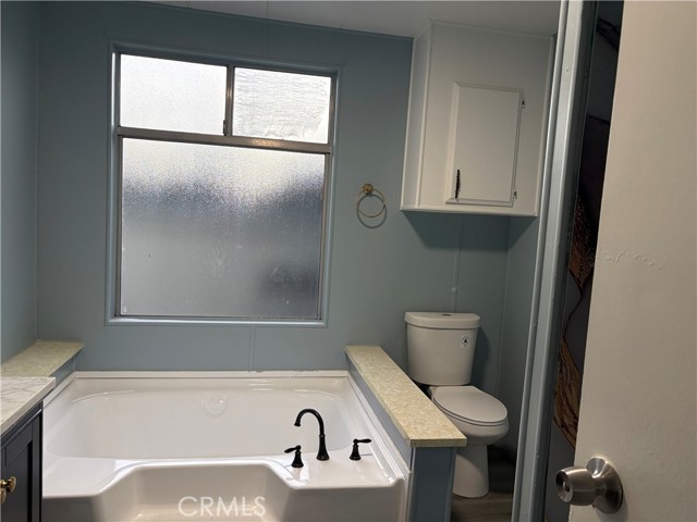 Detail Gallery Image 17 of 27 For 31038 Ponderosa, Lake Elsinore,  CA 92530 - 3 Beds | 2 Baths