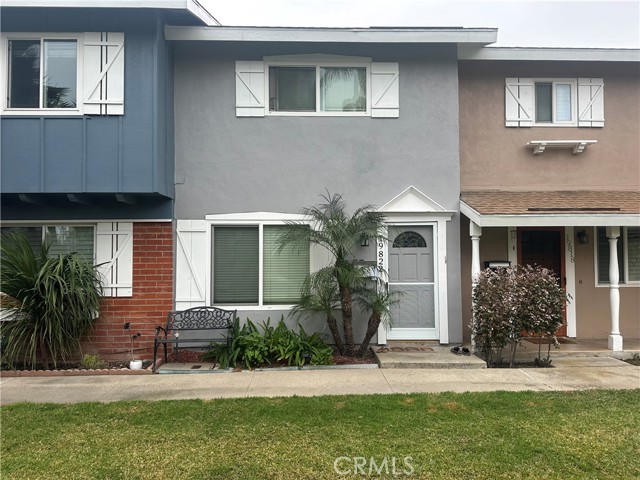 Detail Gallery Image 2 of 29 For 19822 Margate Ln, Huntington Beach,  CA 92646 - 2 Beds | 1/1 Baths