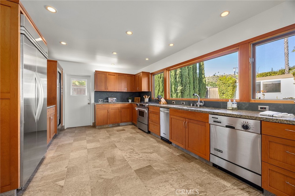 MLS #PW25245045 image #18