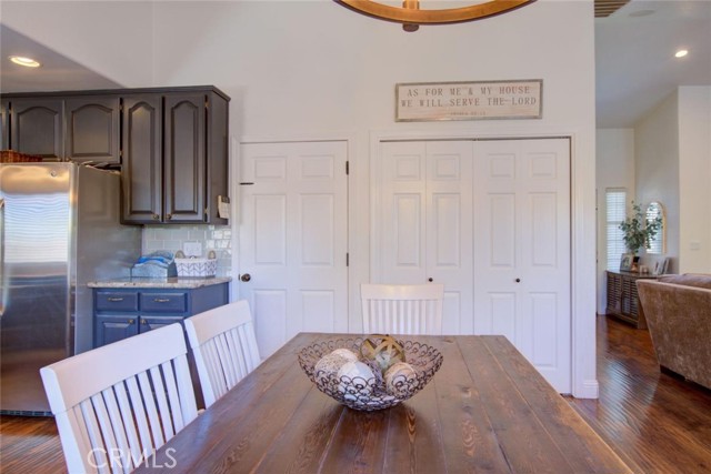 20443 Songbird Way, Hilmar CA: https://media.crmls.org/medias/b6be0b12-0676-4a13-b638-f6c98dfff676.jpg