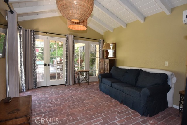 Detail Gallery Image 29 of 50 For 19346 Olivos Dr, Tarzana,  CA 91356 - 5 Beds | 4 Baths