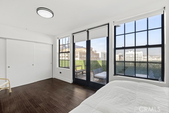 Detail Gallery Image 17 of 52 For 746 S Los Angeles St #1201,  Los Angeles,  CA 90014 - 2 Beds | 3 Baths