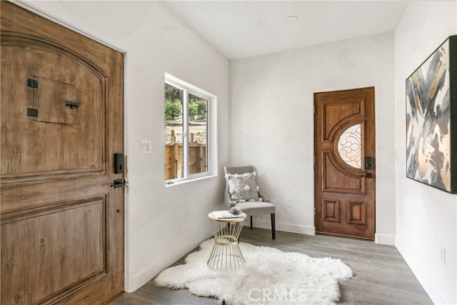 1670 Grass Valley Road, Lake Arrowhead CA: https://media.crmls.org/medias/b6c1128a-b362-47ab-9044-7af7c617ba10.jpg