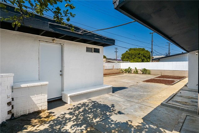 Image 18 of 38 For 1419 Dogwood Avenue