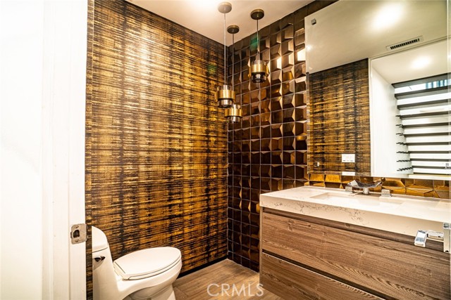 8148 Gould Avenue, Los Angeles CA: https://media.crmls.org/medias/b6c16bd8-3acd-47b9-819a-d6d01a592269.jpg