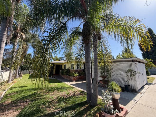 Detail Gallery Image 2 of 49 For 200 E Charlotte, Anaheim,  CA 92805 - 4 Beds | 3 Baths