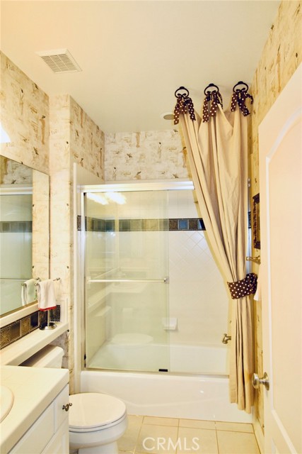 Detail Gallery Image 11 of 16 For 20424 via Sansovino, Los Angeles,  CA 91326 - 4 Beds | 4/1 Baths