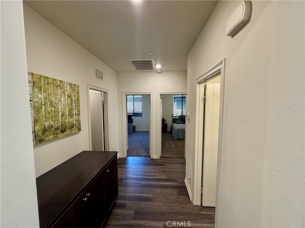 MLS #IV25219232 image #14