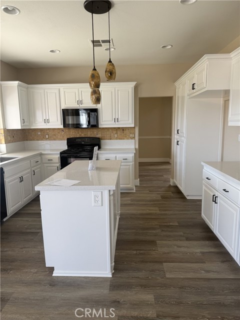 Detail Gallery Image 12 of 45 For 35602 Driftwood, Winchester,  CA 92596 - 4 Beds | 3 Baths