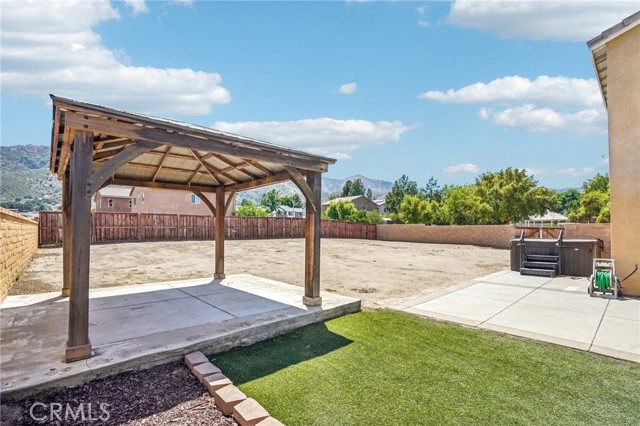 30012 Cottage Lane, Lake Elsinore CA: https://media.crmls.org/medias/b6c3fd96-5e34-45cc-9dcb-e3855a6fb5ff.jpg