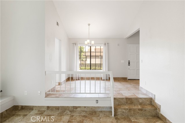 Detail Gallery Image 9 of 22 For 2 Summerset, Irvine,  CA 92603 - 2 Beds | 2 Baths