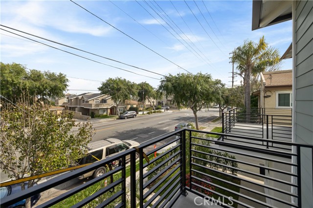Detail Gallery Image 35 of 43 For 2018 Grant Ave a,  Redondo Beach,  CA 90278 - 4 Beds | 5 Baths