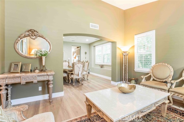 10266 Horsehaven Street, Sun Valley CA: https://media.crmls.org/medias/b6c4c141-8e31-4f6c-b344-ba03882a7d27.jpg